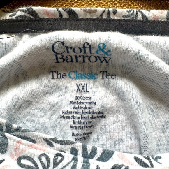 Croft and Barrow XXL Women’s short sleeve Classic Tee paisley pattern top - Picture 3 of 5